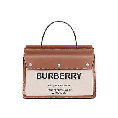 [스페셜오더]BURBERRY-80146241 버버리 스몰 포켓 디테일 레더 타이틀 백