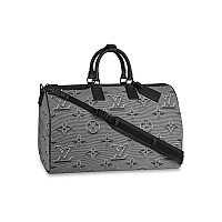 LOUIS VUITTON-M11596 루이비통 블랙 브러시드 모노그램 키폴 반둘리에 50