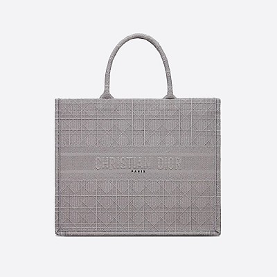 [스페셜오더]DIOR-M1286 디올 블루 자수 장식 DIOR BOOK TOTE 백