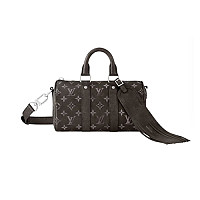 LOUIS VUITTON-M11591 루이비통 카키 그린 모노그램 그라디언트 키폴 반둘리에 25