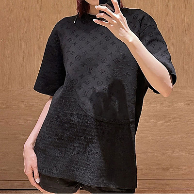 LOUIS VUITTON-04025