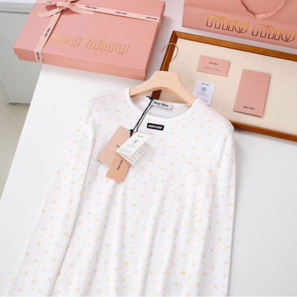 MIUMIU-05114 미우미우 2026SS 긴팔 풀오버