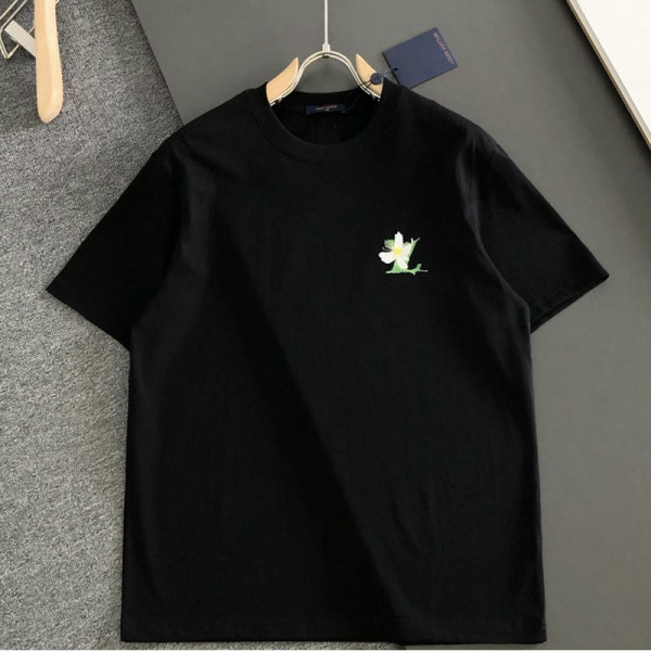 LOUIS VUITTON-06045 루이비통 2026SS 봄/여름 최신 라운드넥 자수 패션 반팔 티셔츠