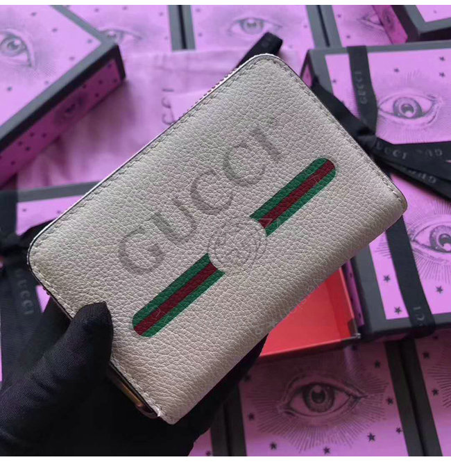 gucci2-1027-003.jpg