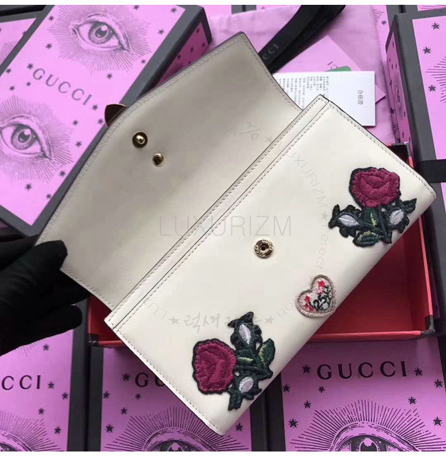 gucci1-1122-005.jpg