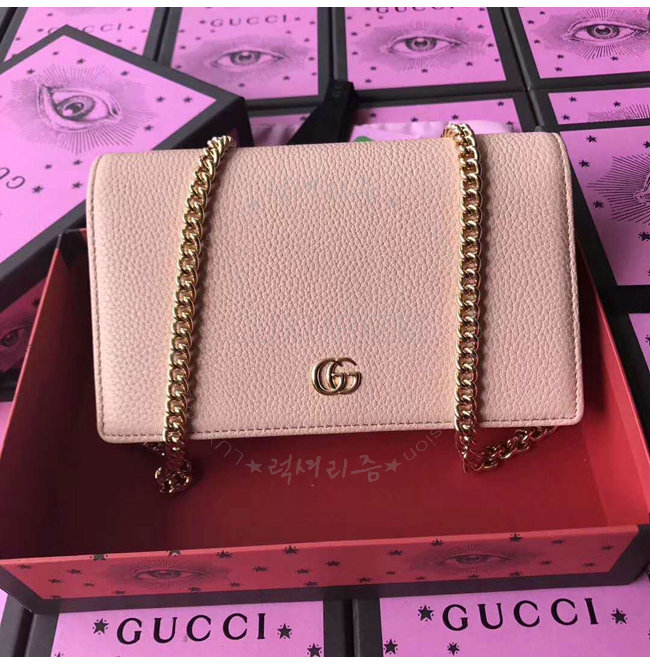 gucci-1202-002.jpg