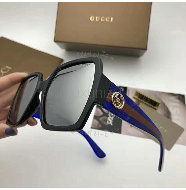 gucci2-0111-4.jpg