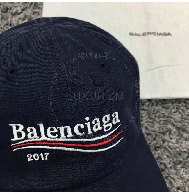 balenciaga1-0131-002.jpg