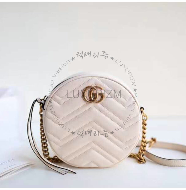 gucci-1110-002.jpg