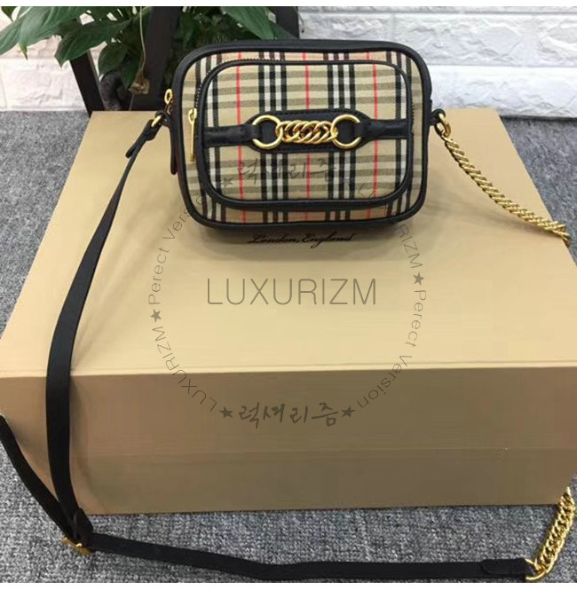 burberry2-1211-002.jpg