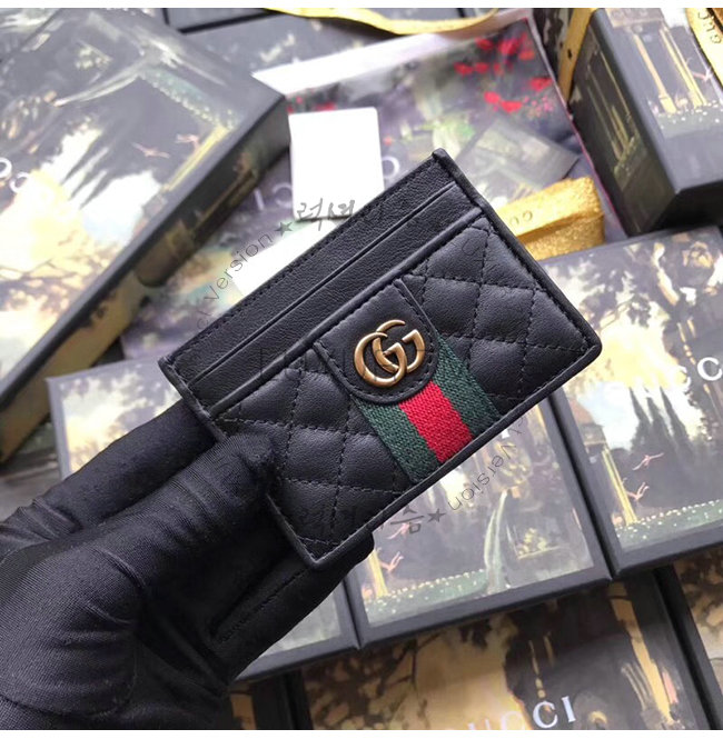 gucci2-1217-003.jpg