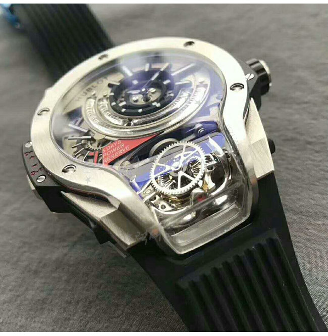 hublot1-0206-005.jpg