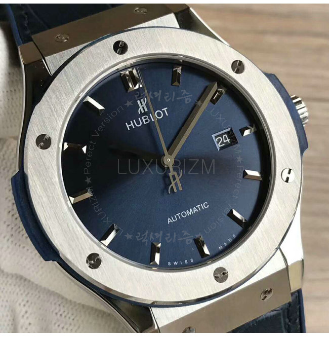 hublot2-0219-004.jpg