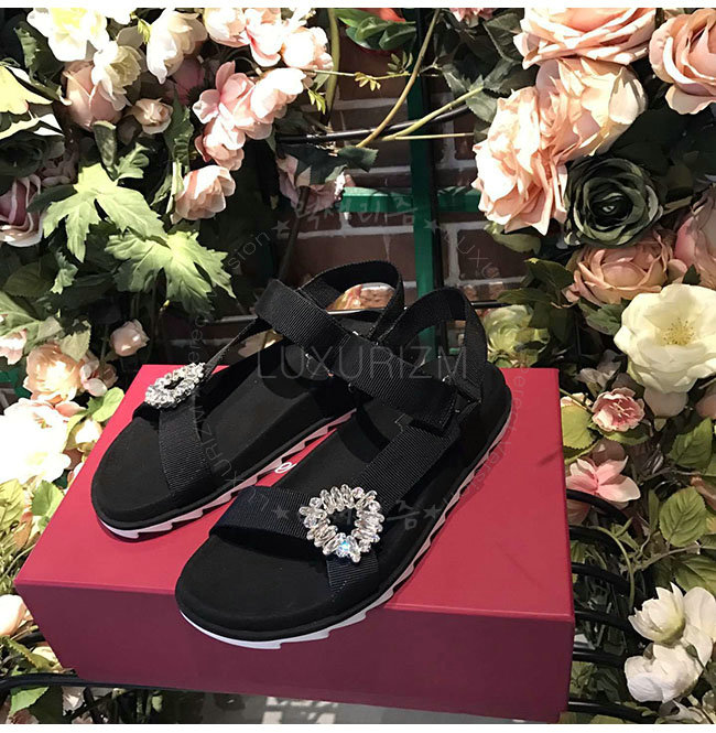 roger vivier5-0205-5.jpg