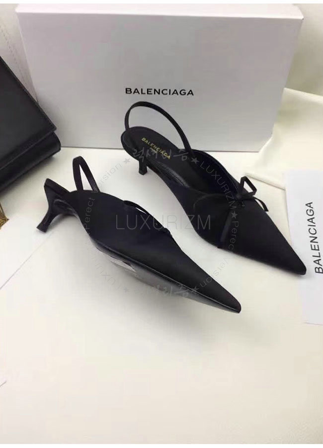 balenciaga2-0206-3.jpg