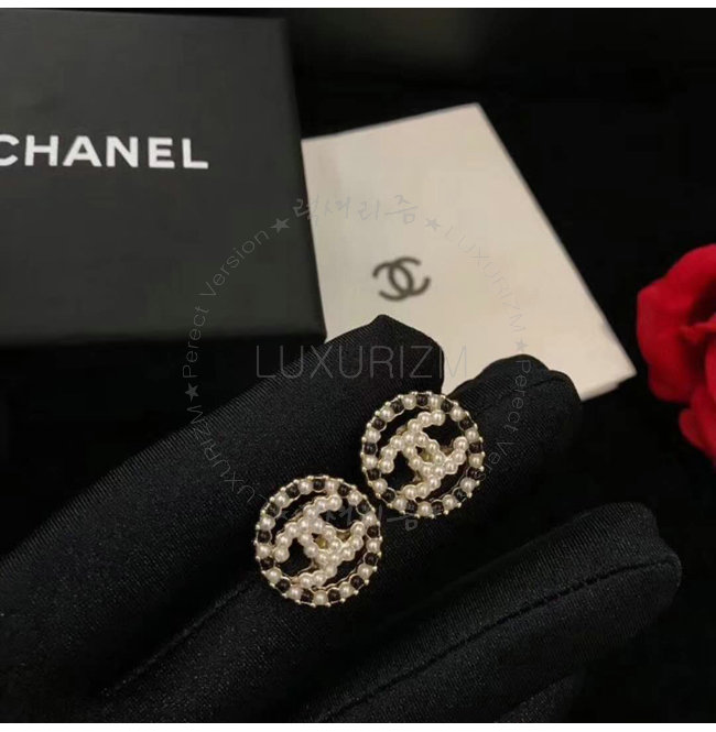 chanel1-0313-004.jpg