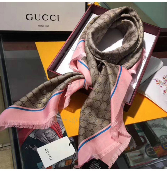 gucci1-0414-005.jpg