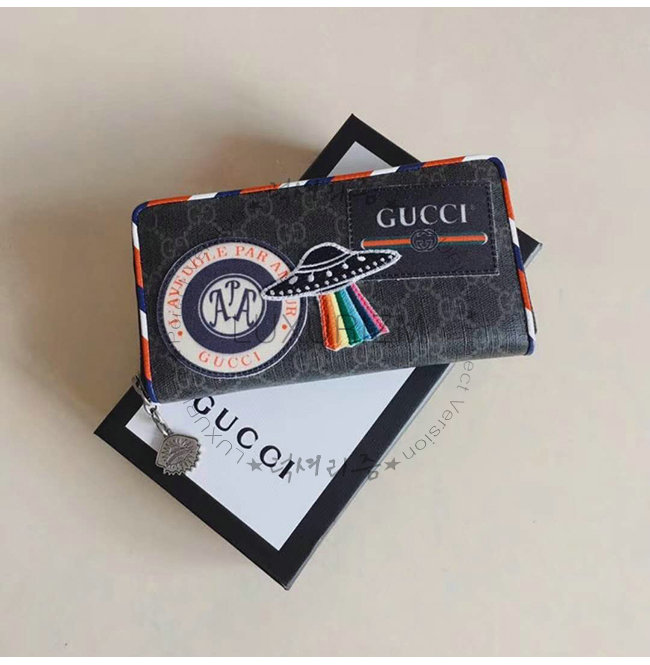 gucci1-0529-001.jpg