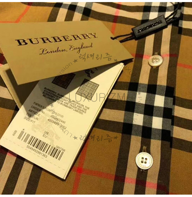 burberry2-0707-008.jpg