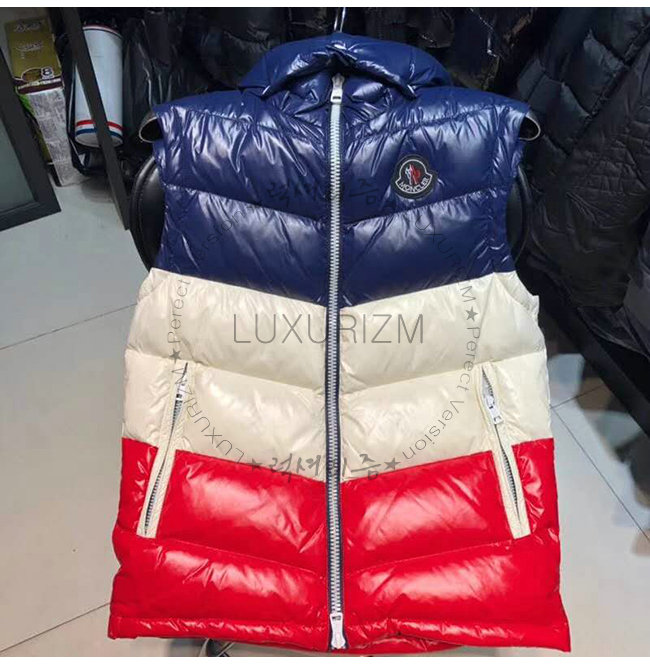 moncler7-0828-001.jpg