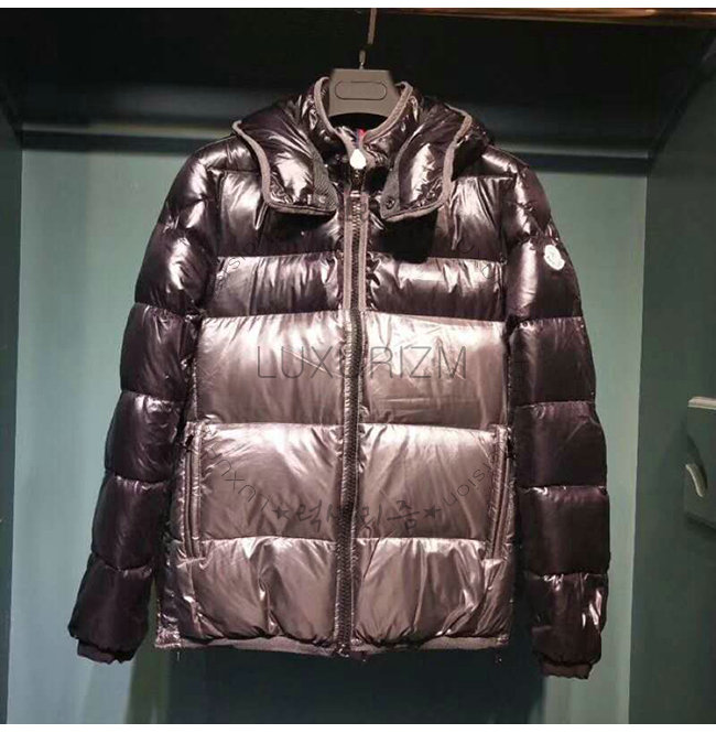 moncler3-0828-001.jpg