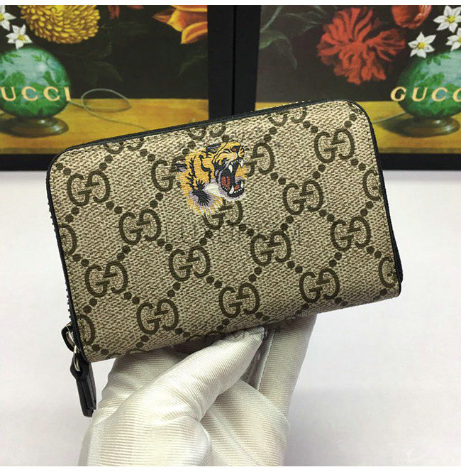 gucci1-0107-004.jpg