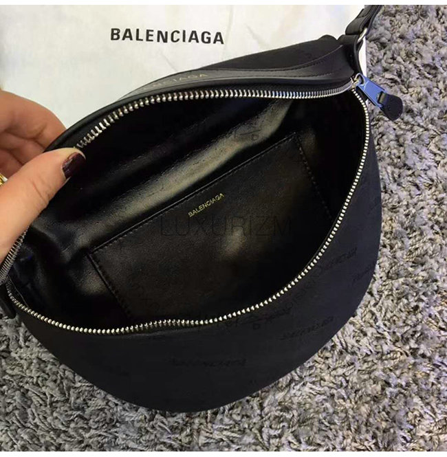 balenciaga2-0623-009.jpg